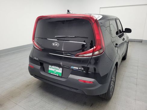 Used 2021 Kia Soul EX image 7
