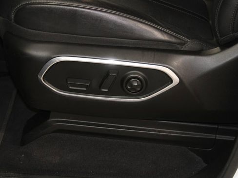 Used 2023 Jeep Wagoneer L Series II image 21