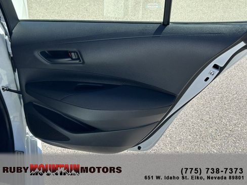 Used 2022 Toyota Corolla LE w/ Carpet Mat Package (TMS) FWD image 22