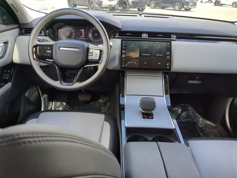 Used 2025 Land Rover Range Rover Velar S image 13