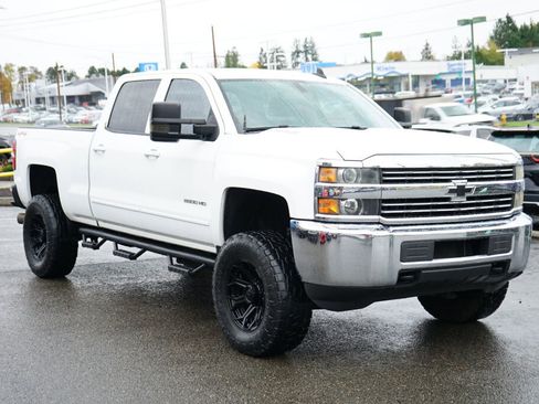 Used 2015 Chevrolet Silverado 2500 LT image 7