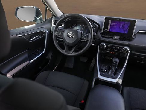 Used 2024 Toyota RAV4 XLE image 22