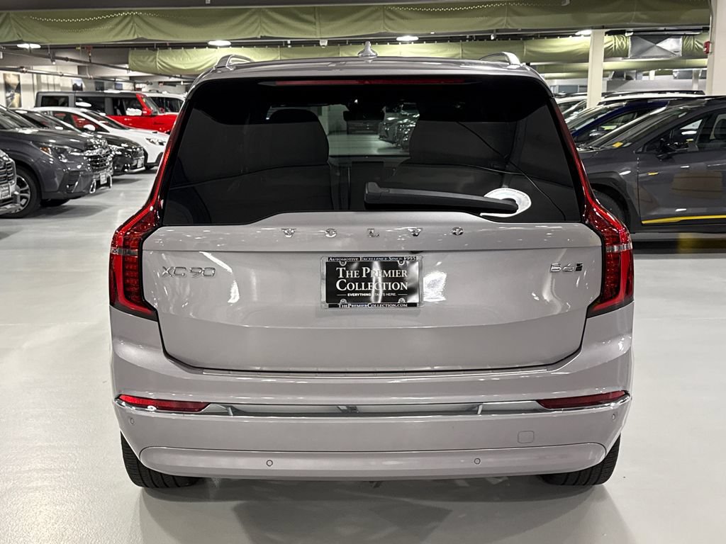 Used 2026 Volvo XC90 B6 Plus w/ Protection Package Premier AWD/4WD image 3