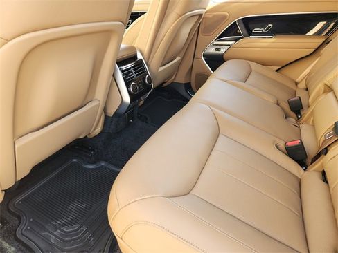 New 2026 Land Rover Range Rover SE image 20