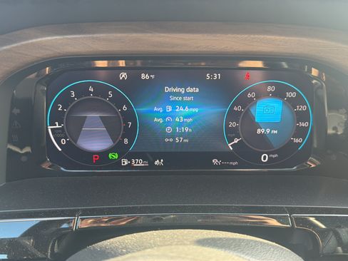 Used 2024 Volkswagen Atlas SE AWD/4WD image 9