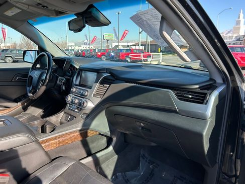 Used 2019 Chevrolet Tahoe LT image 28