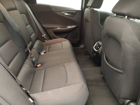 Used 2024 Chevrolet Malibu LT FWD image 21