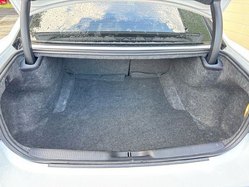 Used 2022 Dodge Charger SXT w/ Leather Interior Group image 10