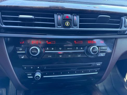 Used 2018 BMW X5 xDrive40e w/ Driving Assistance Package image 27