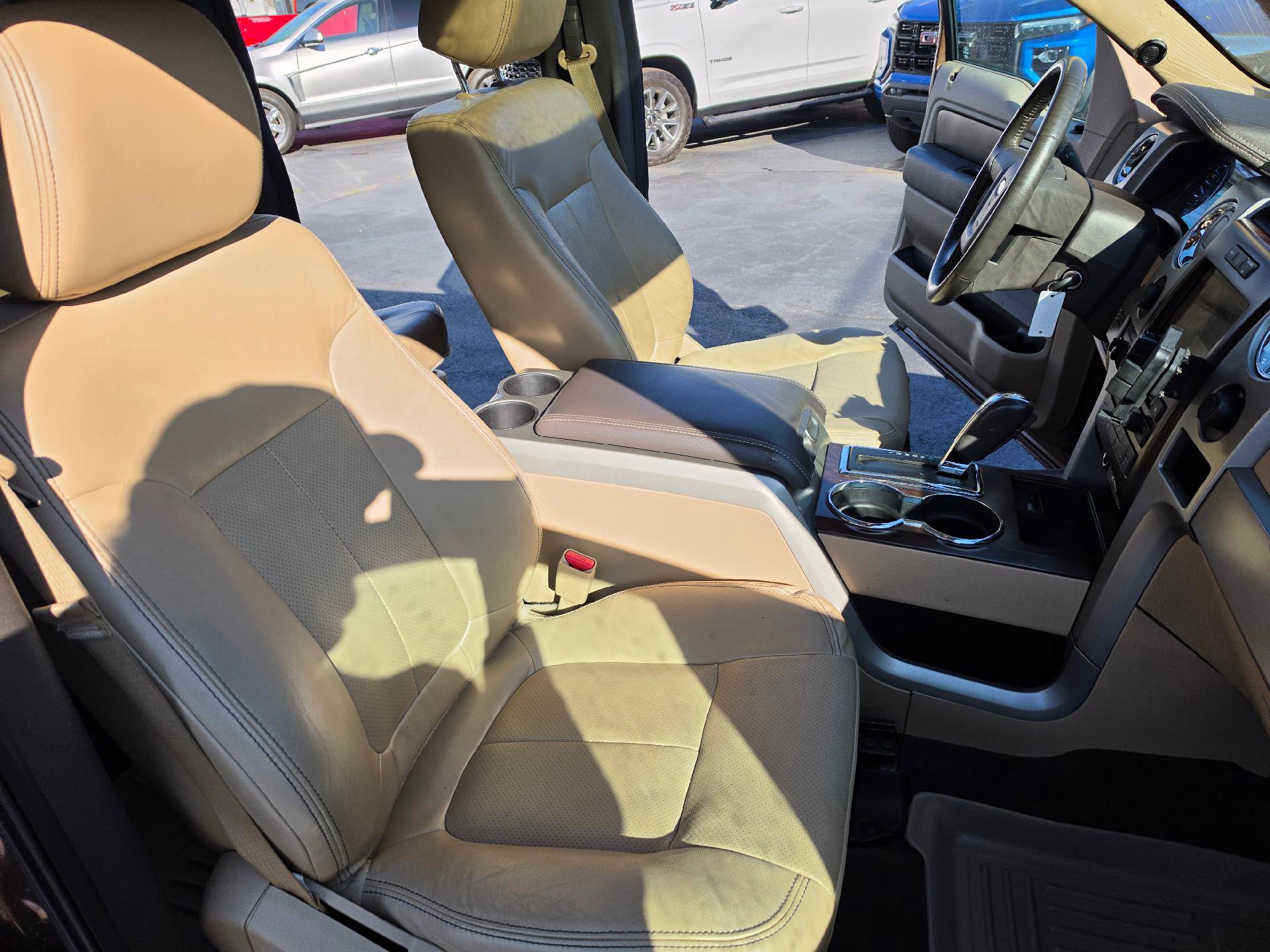 Used 2012 Ford F150 Lariat w/ Lariat Chrome Pkg RWD image 11