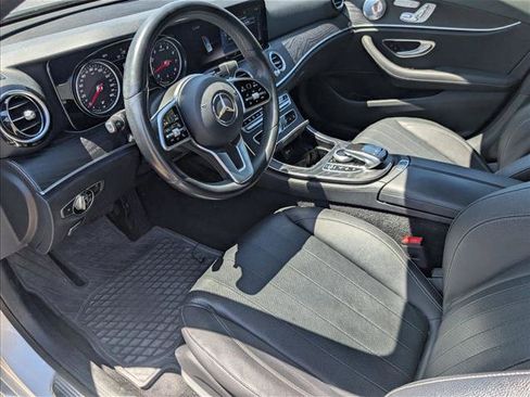 Used 2019 Mercedes-Benz E 300 image 9