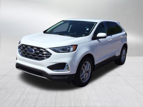 Used 2022 Ford Edge SEL image 2