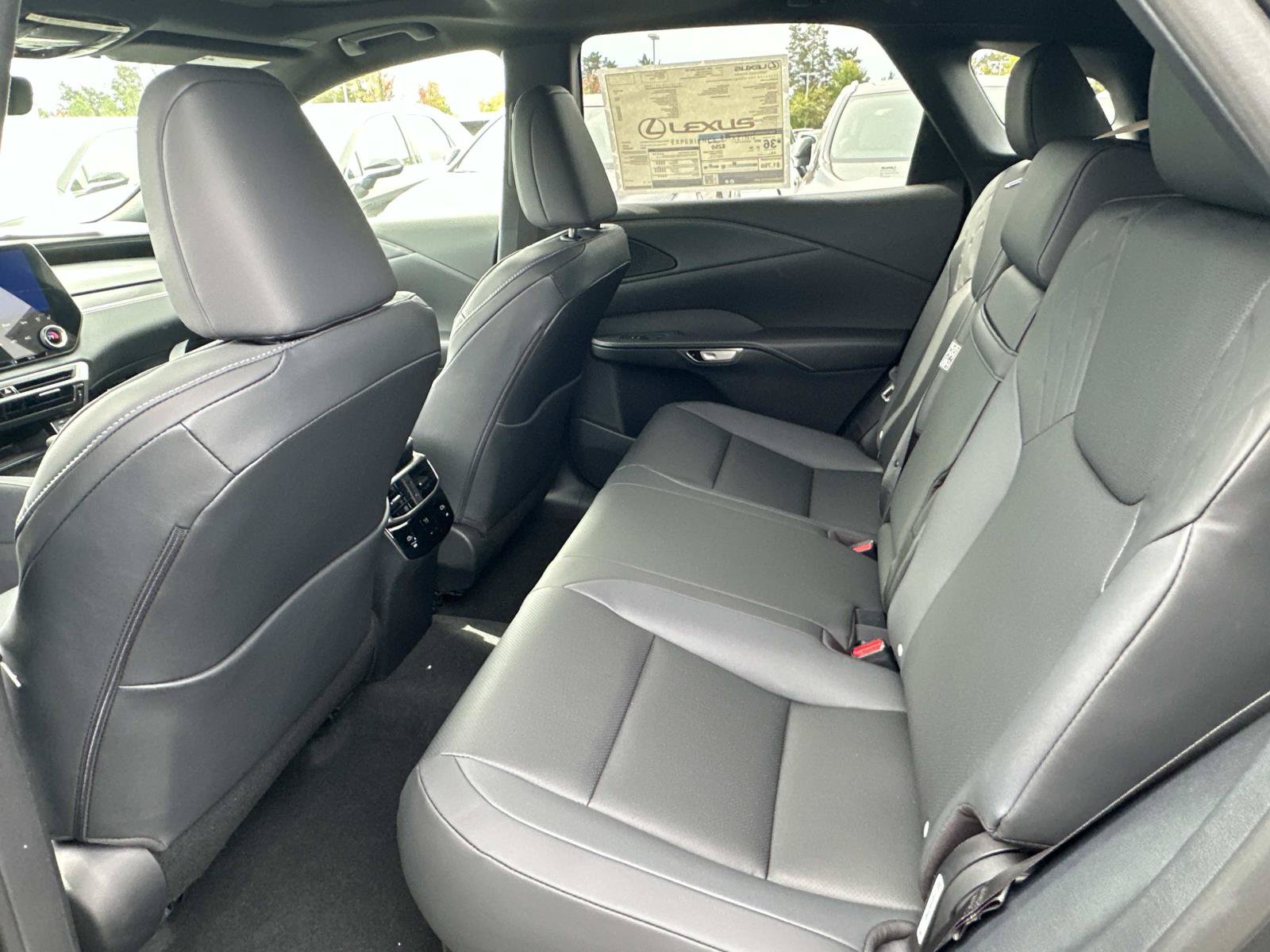New 2026 Lexus RX 350h AWD/4WD image 12