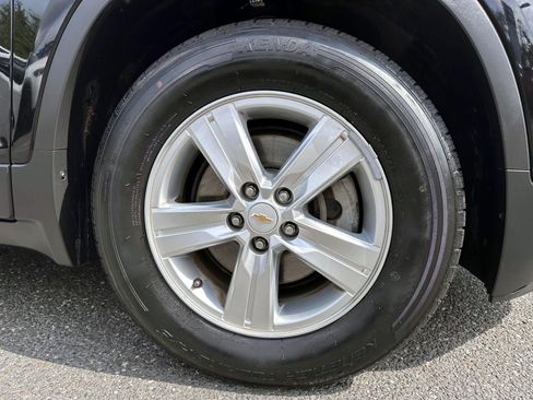 Used 2020 Chevrolet Trax LS w/ Tint and Cruise Package FWD image 6