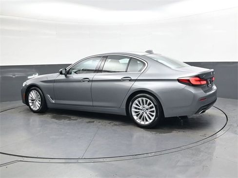 Used 2023 BMW 530i xDrive image 6