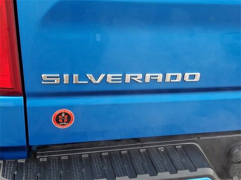 Certified 2025 Chevrolet Silverado 1500 RST image 31