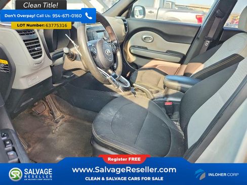 Used 2014 Kia Soul + FWD image 9
