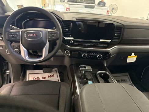 New 2026 GMC Sierra 1500 Elevation w/ Preferred Package RWD image 13
