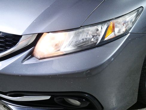 Used 2013 Honda Civic EX-L image 16