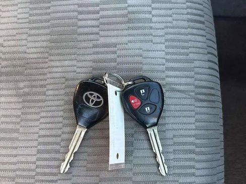 Used 2011 Toyota RAV4 2WD w/ 3rd Row image 40