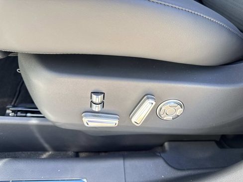 New 2026 Lincoln Nautilus Reserve image 12