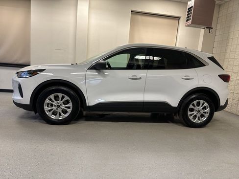 Used 2023 Ford Escape Active image 38