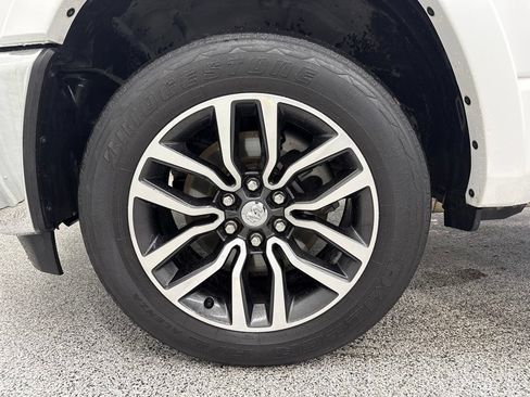 Used 2025 RAM 1500 Limited AWD/4WD image 12