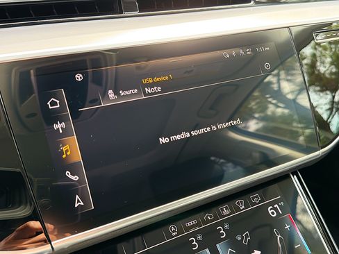 Used 2022 Audi A8 L 3.0T AWD/4WD image 31
