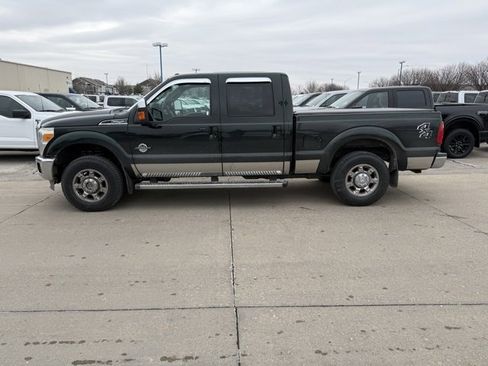 Used 2013 Ford F250 Lariat w/ Lariat Ultimate Pkg image 6