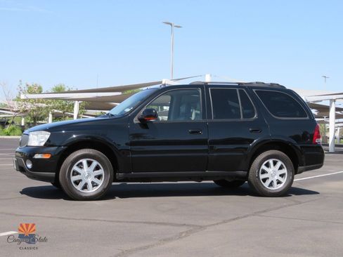 Used 2005 Buick Rainier CXL AWD/4WD image 9