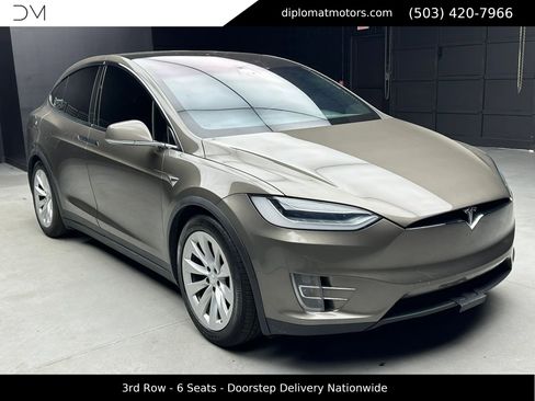 Used 2016 Tesla Model X 75D image 9