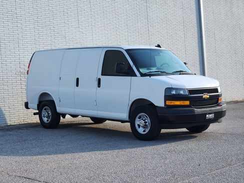 New 2025 Chevrolet Express 2500 w/ Driver Convenience Package RWD image 2
