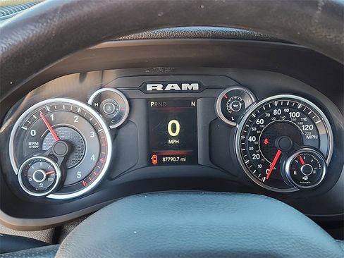 Used 2024 RAM 5500 Tradesman w/ Chrome Appearance Group image 21