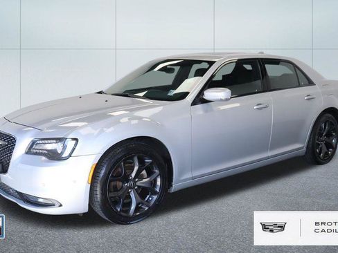 Used 2023 Chrysler 300 S RWD image 1