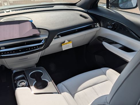 New 2026 Cadillac Lyriq Luxury w/ LPO, Floor Liner Package image 9