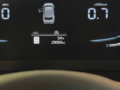 Used 2025 Kia Sportage LX FWD image 44