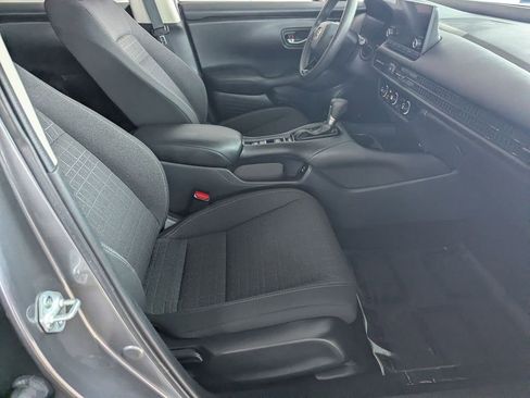 Used 2025 Honda HR-V LX image 29