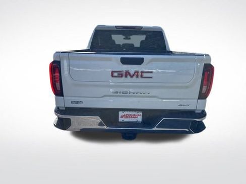 Used 2025 GMC Sierra 1500 SLT image 5
