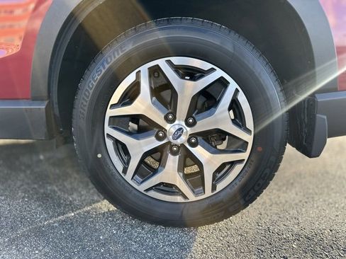 Used 2023 Subaru Forester Premium image 28