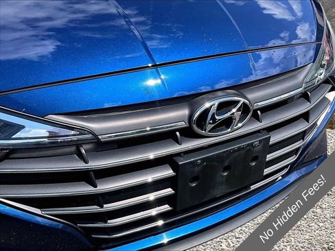 Used 2019 Hyundai Elantra Value Edition FWD image 22