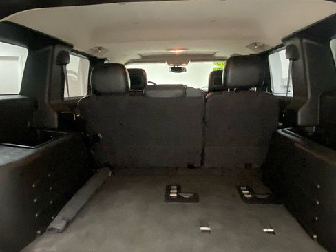 Used 2005 HUMMER H2 w/ Preferred Equipment Group image 14