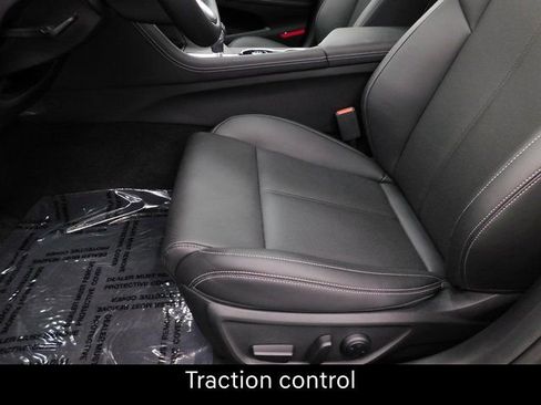 Used 2026 Genesis G70 2.5T image 21