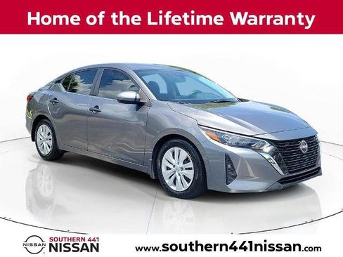 Certified 2024 Nissan Sentra S FWD image 1