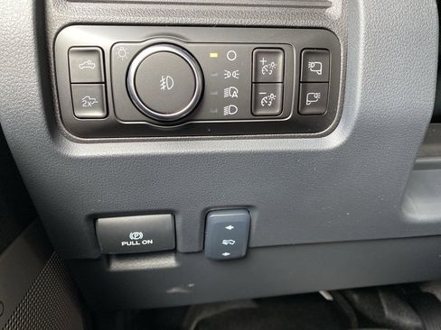 New 2026 Ford F250 Lariat w/ FX4 Off-Road Package image 32