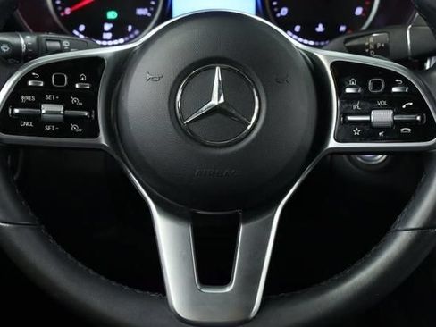 Used 2022 Mercedes-Benz GLC 300 w/ Premium Package Lite image 13