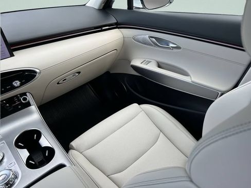 New 2026 Genesis GV70 2.5T Select AWD/4WD image 12