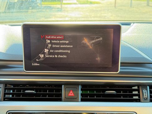 Used 2017 Audi A4 2.0T Premium Plus image 65