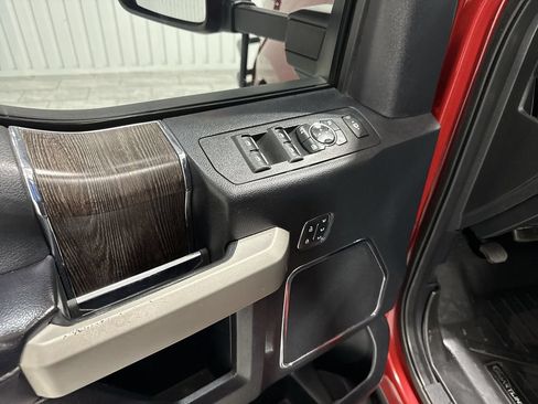Used 2020 Ford F250 Lariat w/ Lariat Value Package AWD/4WD image 24