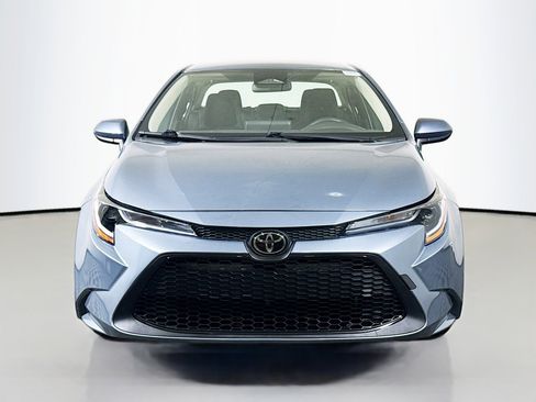 Used 2024 Toyota Corolla LE image 2