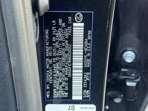 Used 2022 Lexus ES 300h w/ Premium Package image 27